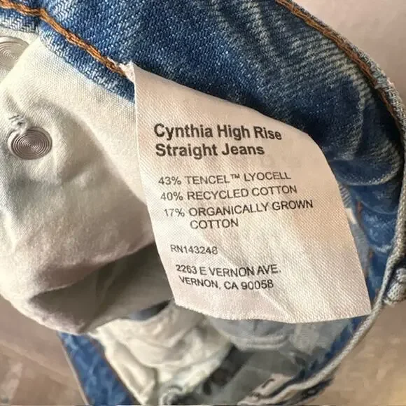 Reformation Cynthia High Rise Straight Jeans (26)